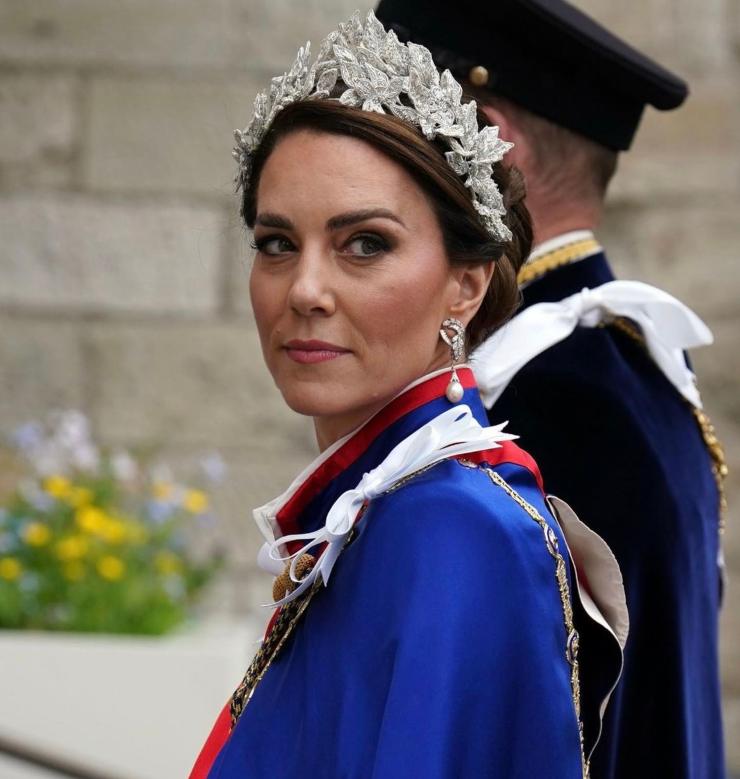 kate middleton abito incoronazione