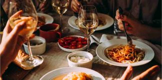 bere vino abitudini sbagliate
