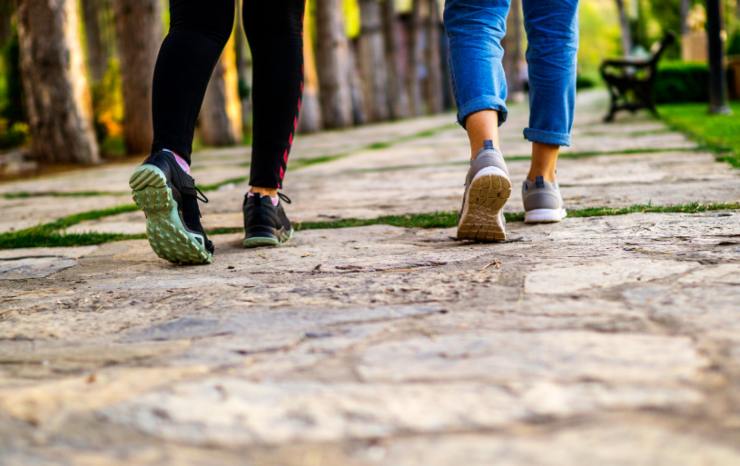 camminare passi al giorno per restare in salute