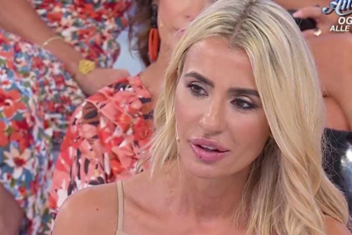 Uomini e Donne, com'era Cristina dieci anni fa