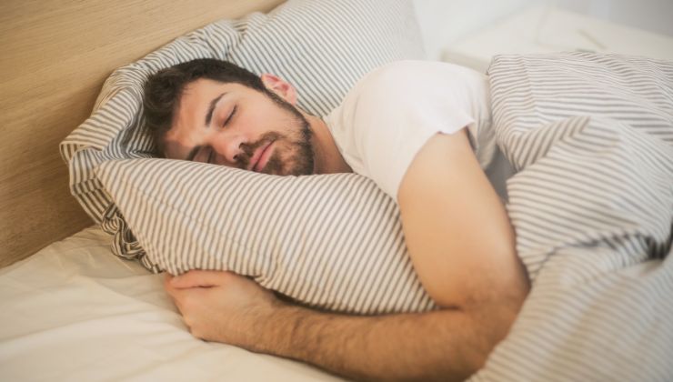 posizione che si assume per dormire