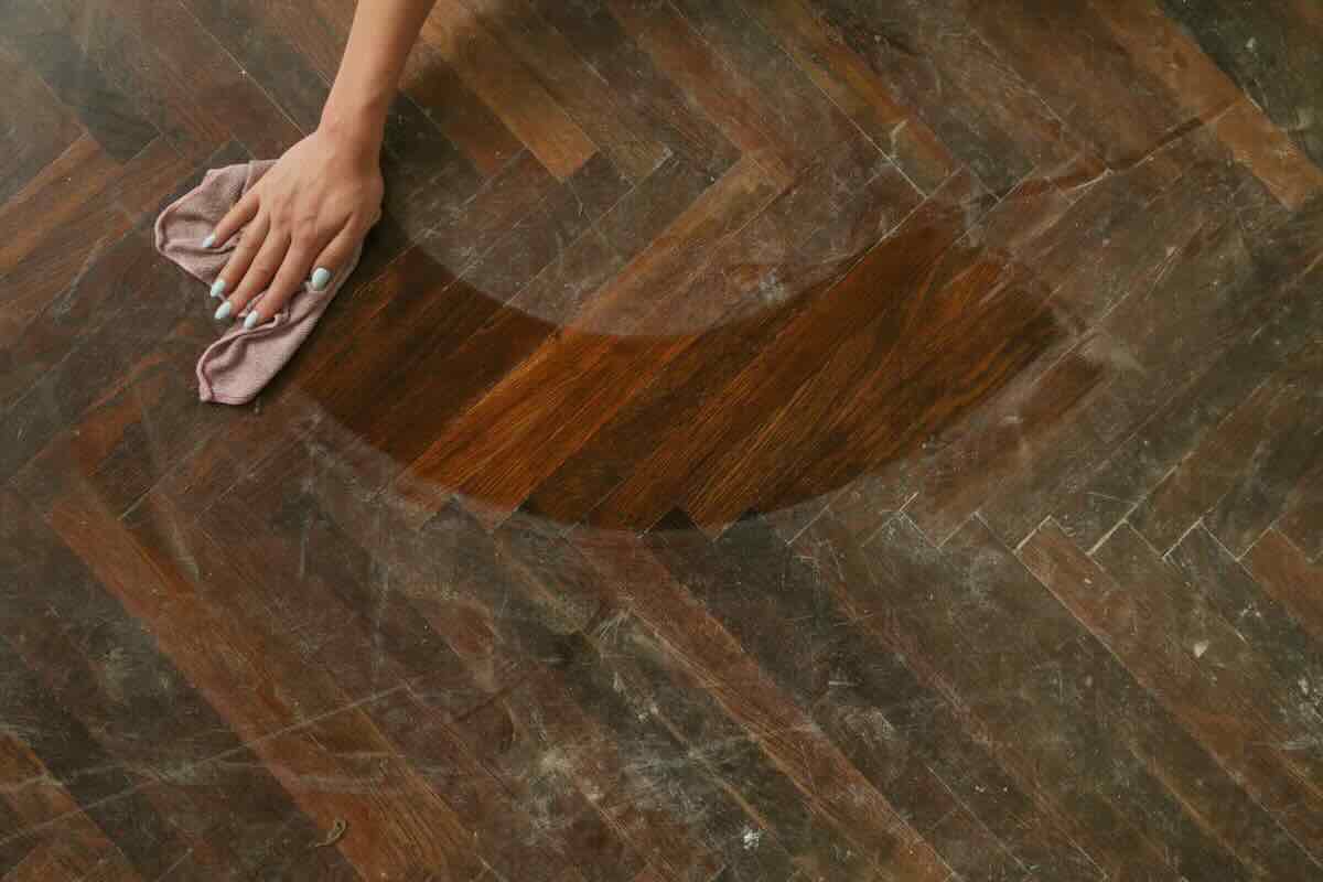 Parquet: eliminare i graffi non è mai stato così semplice