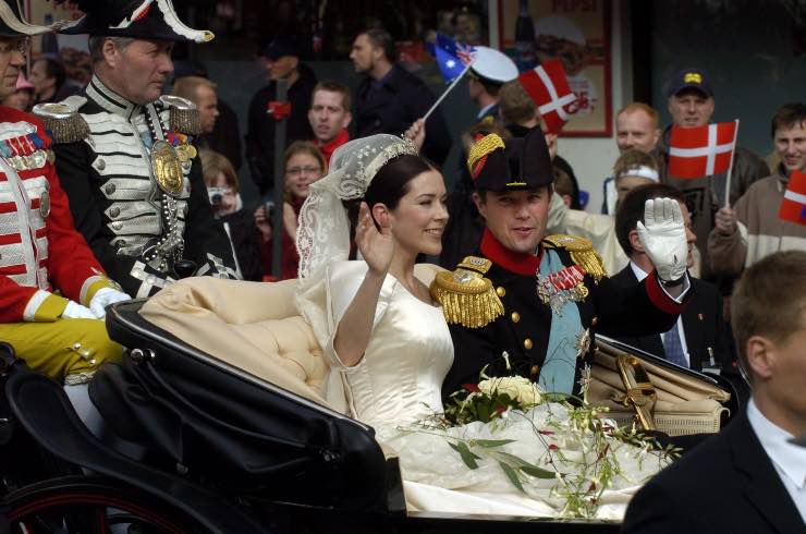 Quasi vent'anni di matrimonio per Mary e Frederik di Danimarca, ecco come si sono conosciuti