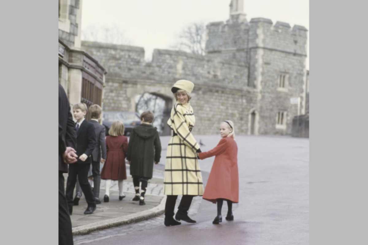 Diana Frances Spencer, nata il 1º luglio 1961 a Sandringham, entrò nella famiglia reale nel 1981 come consorte del principe Carlo, futuro